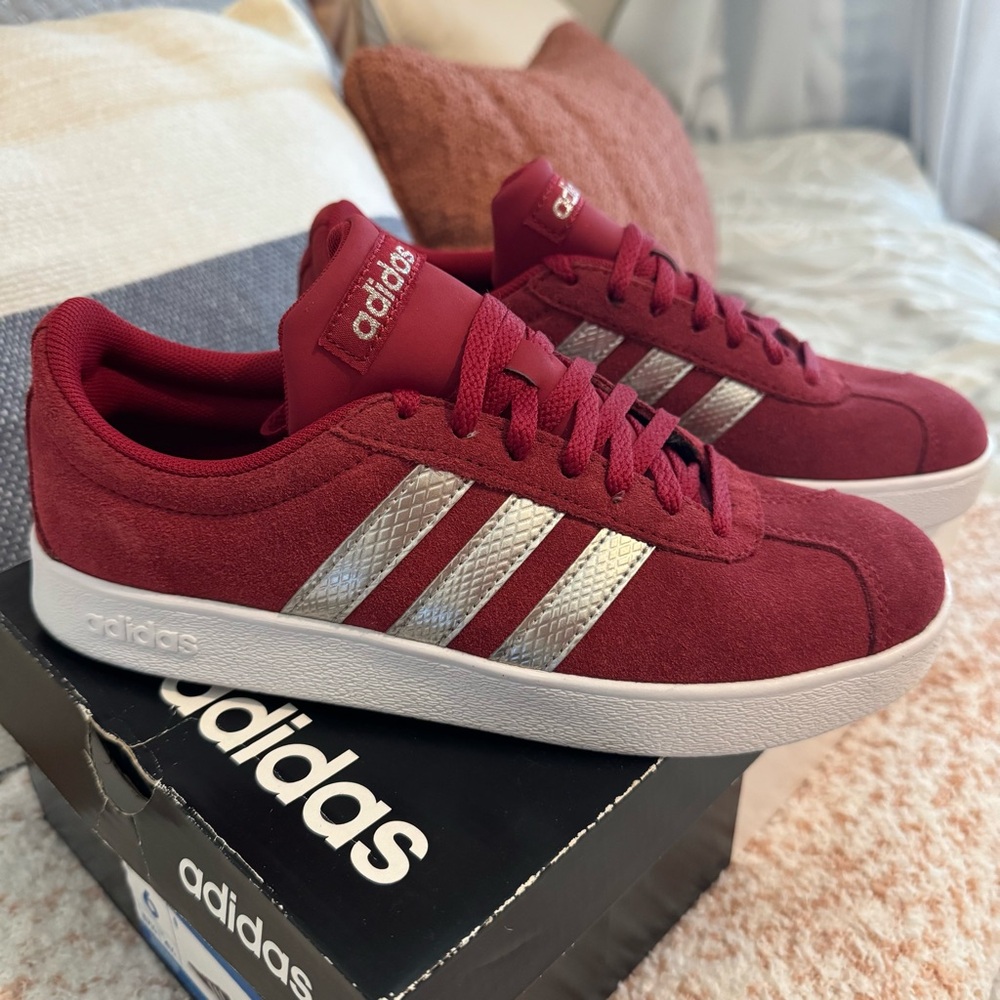 Adidas VL Court 2.0 Red and White Sneakers